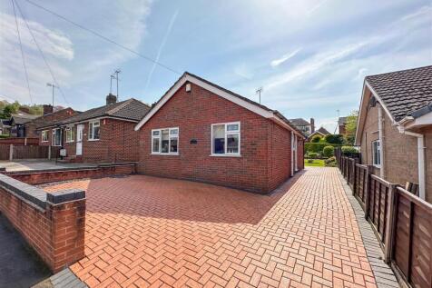 2 bedroom detached bungalow for sale