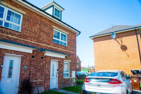 4 bedroom town house for sale