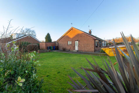 Hertford Drive, Manchester M29 2 bed bungalow for sale