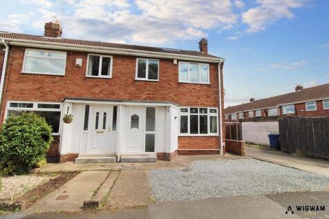 3 bedroom end of terrace house for sale