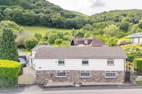 Llanellen Road, Abergavenny NP7 5 bed detached house for sale