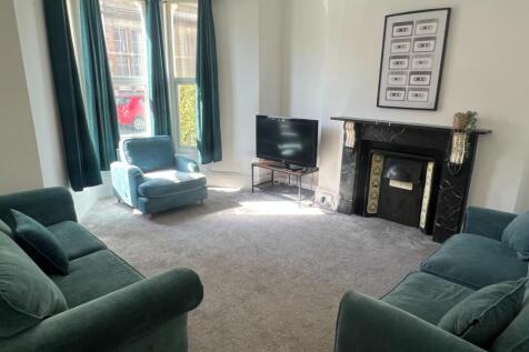 7 bedroom terraced house for sale