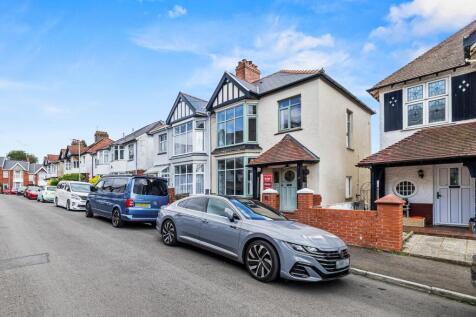 Long Oaks Avenue, Uplands, Swansea, SA2 3 bed semi