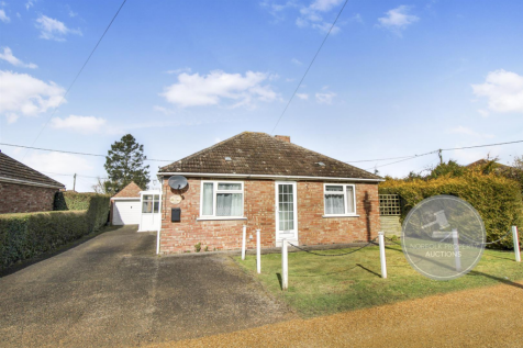 2 bedroom detached bungalow for sale