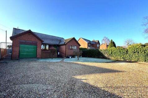 Kings Acre Road, Hereford 4 bed detached bungalow for sale