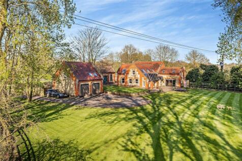 Barnwell Road, Oundle... 5 bed detached house for sale