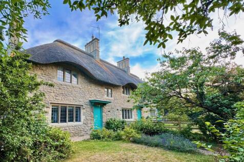 The Green, Ashton, Peterborough, PE8 3 bed house for sale