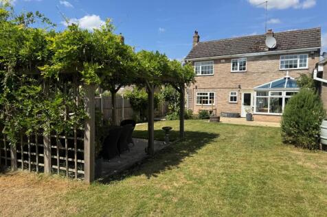 Back Lane, Elton, Peterborough, PE8 3 bed detached house for sale
