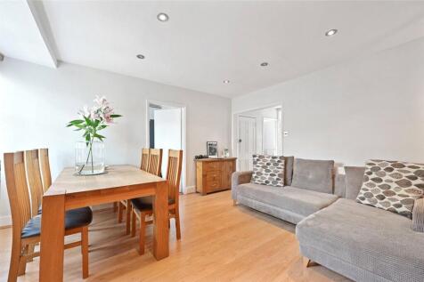 Glenloch Road, London NW3 2 bed apartment for sale