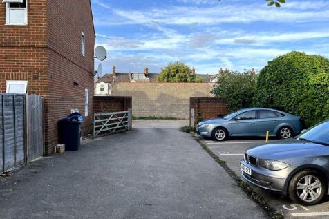 Gordon Road, Canterbury Parking for sale