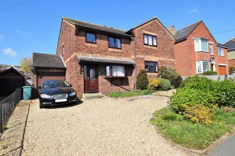 Station Road, St Helens, Isle of... 3 bed semi