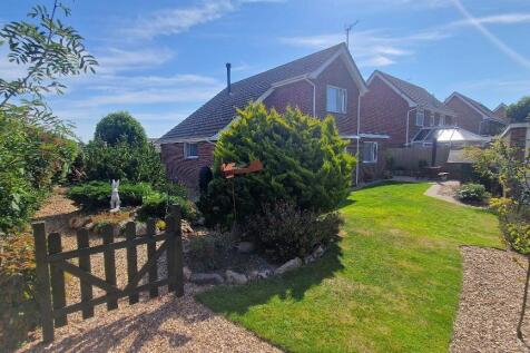 Brook Furlong, Bembridge, Isle of... 4 bed detached house for sale