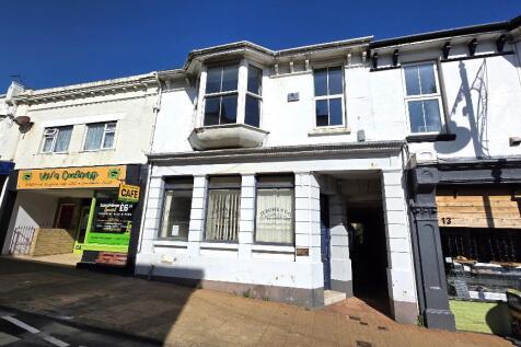 3 bedroom maisonette for sale