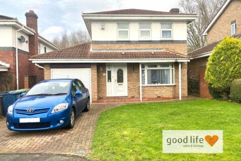 4 bedroom detached house for sale