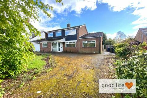 4 bedroom detached house for sale