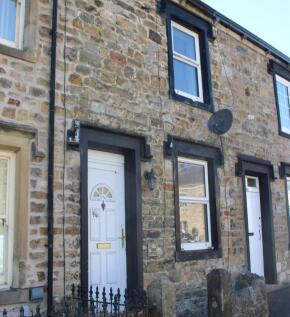 The Square, Waddington, Clitheroe, BB7 2 bed terraced house for sale