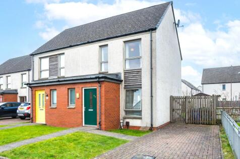 2 bedroom semi-detached house for sale