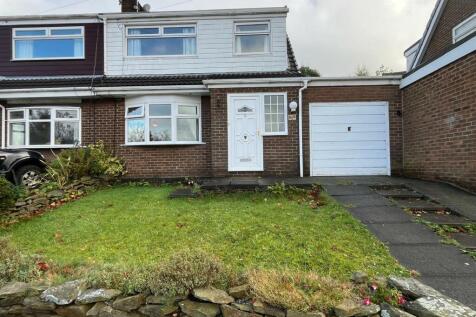 Cliff Dale, Stalybridge SK15 3 bed semi