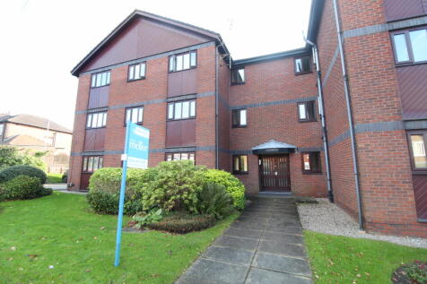 Lychwood Station Road, Marple 2 bed ground floor flat for sale