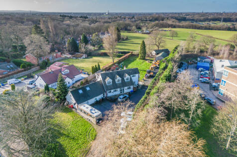 Hilltop Drive, Marple, Stockport 5 bed detached house for sale