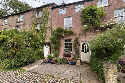 Holly Vale, Marple Bridge 2 bed terraced house for sale