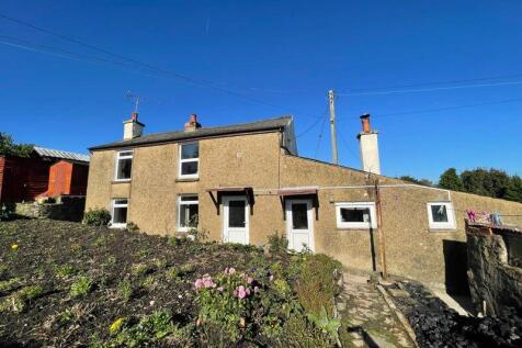 2 bedroom detached house for sale