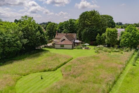 Upper Castle Combe, Wiltshire, SN14 4 bed village house for sale