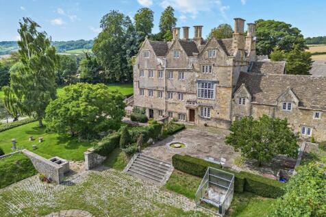 Box, Ditteridge, Wiltshire, SN13 9 bed detached house for sale