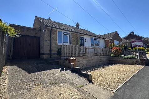Beaconsfield Road, Melton Mowbray 2 bed detached bungalow for sale