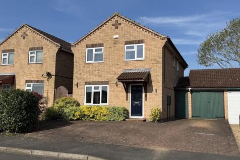 Forest Close, Melton Mowbray 4 bed link detached house for sale