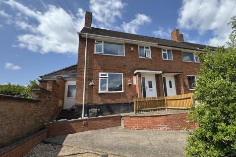 Jarvis Drive, Melton Mowbray 3 bed semi