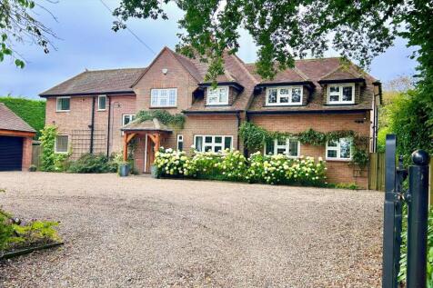 Weedon Hill, Hyde Heath, Amersham... 5 bed detached house for sale
