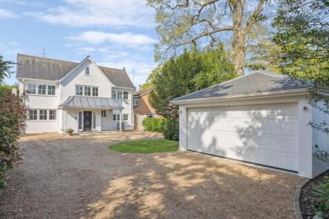 Grove Road, Tring, Hertfordshire, HP23 5 bed detached house for sale