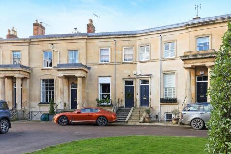 Lansdown Parade, Cheltenham... 4 bed terraced house for sale