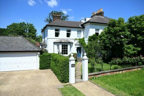 5 bedroom semi-detached house for sale