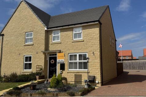 Derwent Road, Pickering YO18 3 bed semi