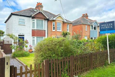 3 bedroom semi-detached house for sale