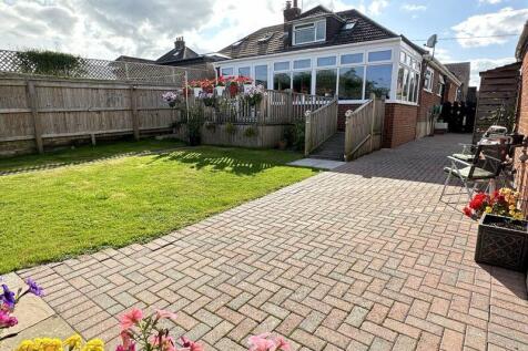 3 bedroom semi-detached bungalow for sale