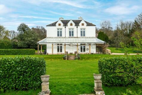 7 bedroom detached house for sale