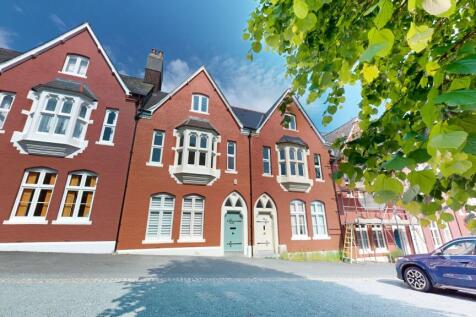 Molesworth Road, Stoke, PL1 4 bed terraced house for sale