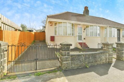 3 bedroom semi-detached bungalow for sale