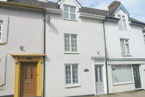 3 bedroom terraced house for sale