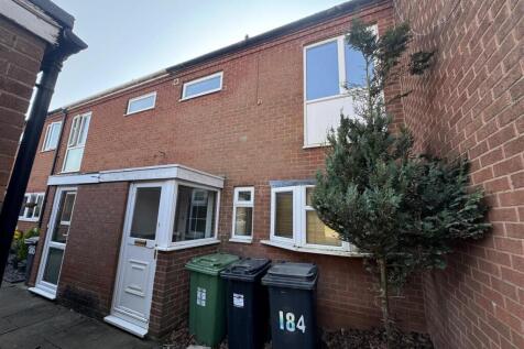 Worcestershire B98 3 bed terraced house for sale