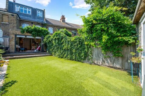 Manor Grove, Richmond, TW9. 4 bed terraced house for sale