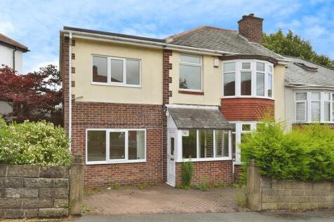 5 bedroom semi-detached house for sale