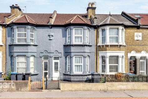 Whitehorse Road, Croydon 3 bed terraced house for sale