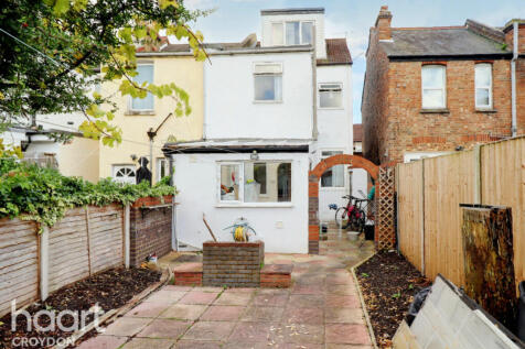 Wentworth Road, Croydon 3 bed terraced house for sale