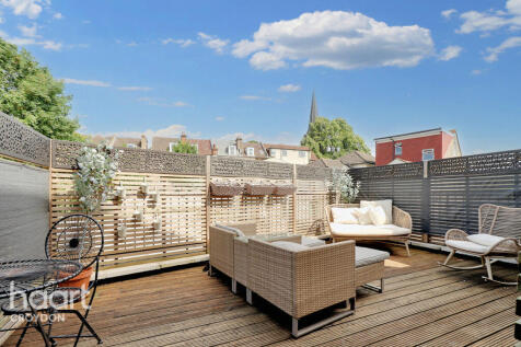 Selsdon Road, South Croydon 1 bed flat for sale