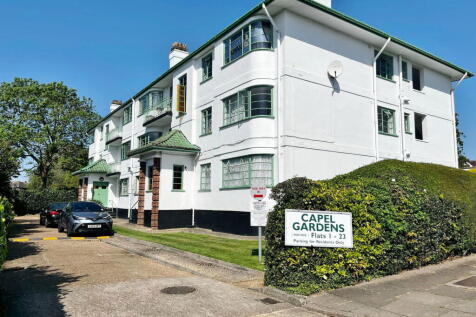 Capel Gardens, Pinner 2 bed apartment for sale