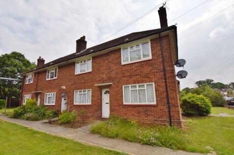 Oakwood Road, Pinner 1 bed flat for sale